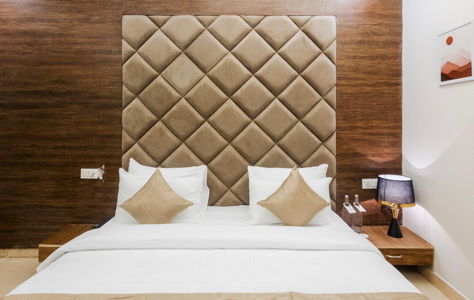 Stone Wood Hotel, Rishīkesh 外观 照片